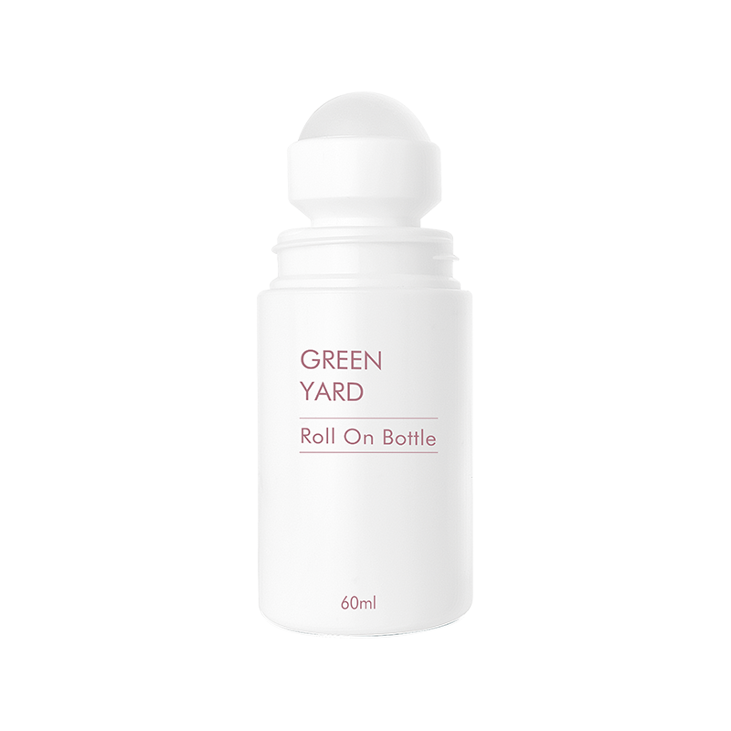 Déodorant en plastique en rouleau sur bouteille